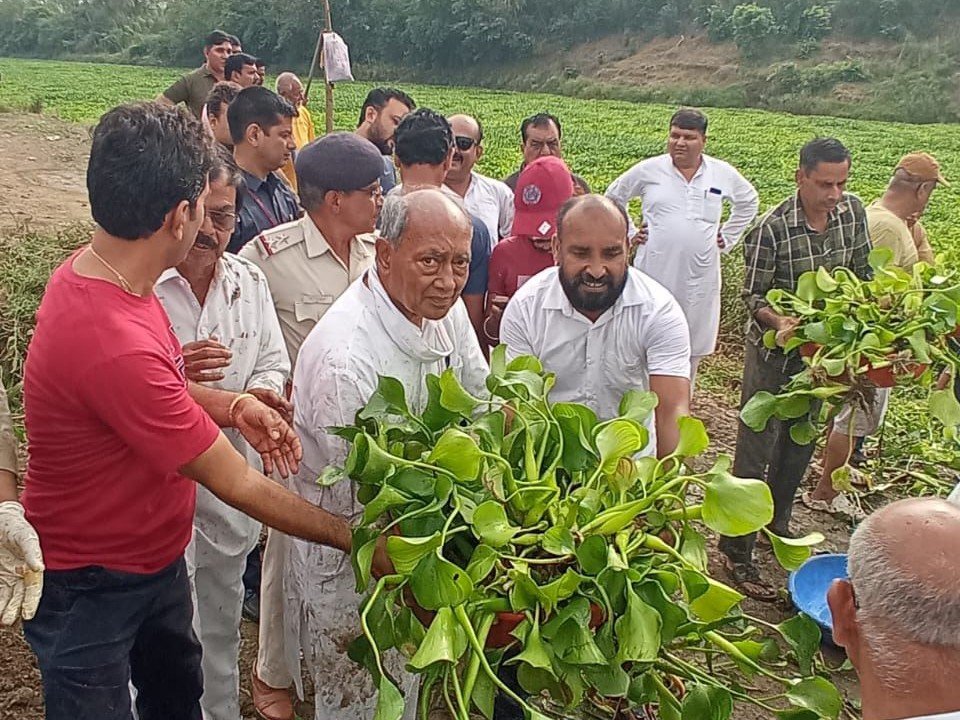 शिवना शुद्धिकरण अभियान में शामिल हुए दिग्विजय सिंह, मंदसौर में मनाई महाराणा प्रताप जयंती