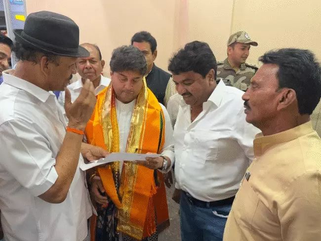 फोन कॉल पर साइबर अलर्ट ट्यून से जनता त्रस्त, सिंधिया ने जताई सहमति