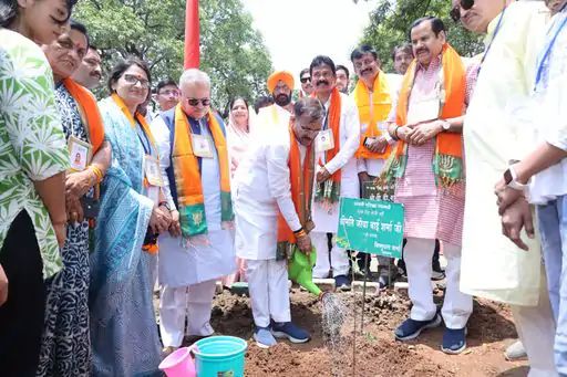 BJP का पचमढ़ी प्रशिक्षण वर्ग: दूसरे दिन SC-ST सीटों पर रणनीति, पौधरोपण हुआ