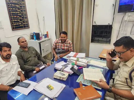 आलोट: ग्रामीणों ने अवैध नहर बनाई, डेम पर खतर