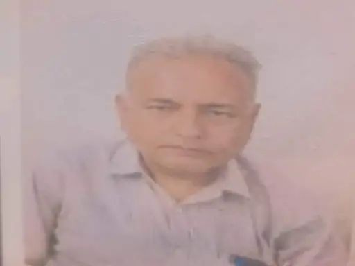 इंदौर रेडीमेड व्यापारी की आत्महत्या: फैक्ट्री में लगाया फंदा, कर्ज की वजह से उठाया कदम