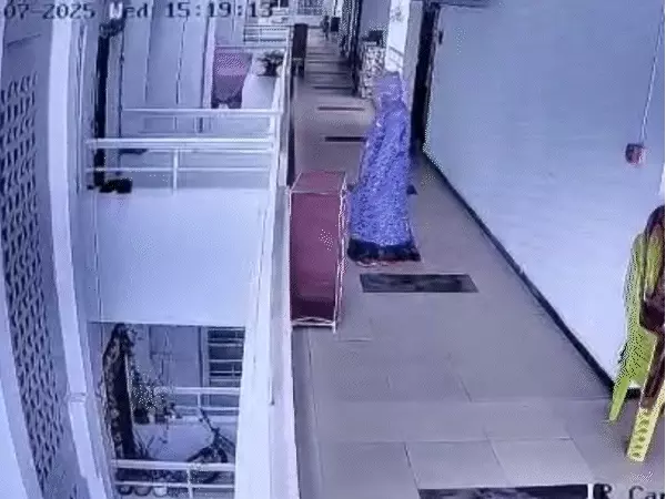 जबलपुर डॉक्टर नीलम पर हमला: आरोपी ने महिला बनकर किया चाकू से हमला